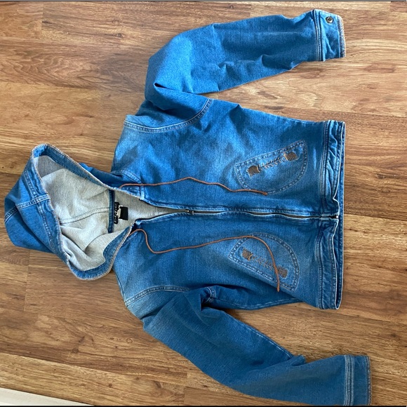 Zara Jackets & Blazers - Vintage cropped 2000s DKNY zip up